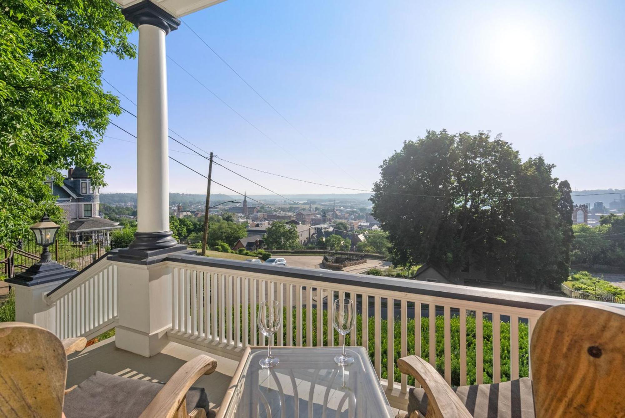 Dubuque'S Front Porch, Historic Charmer, Walk Downtown מראה חיצוני תמונה